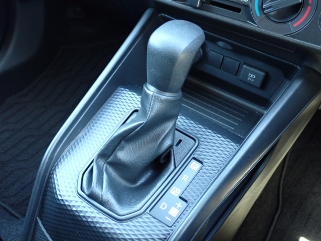 �V�t�g�m�u�̓X�����Ȃ��A���ꂢ�ȏ�Ԃł��B���ł��G��镔�������ꂢ���Ƒ�؂ɏ���Ă������Ƃ�������܂���B