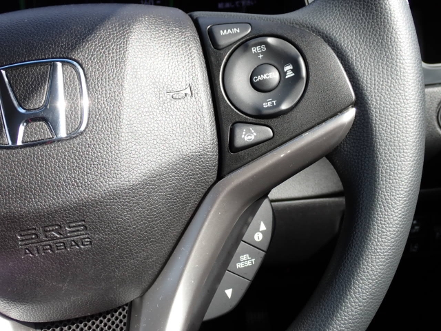 �y�N���[�Y�R���g���[���z�������H�ł̒��������s���y�Ɂ�A�N�Z���y�_���𓥂܂��Ɏԑ������ɕۂ��Ƃ��\�ł��B�O���̎ԗ������m���ĎԊԂ�ۂ悤�ɑ��x���߂��Ă���܂��I�I