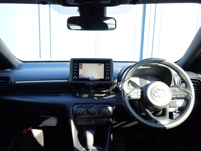 �C���p�l�摜�ɂȂ�܂��B�ԓ��͐��Ǝ҂ɂĎ����N���[�j���O�{�H�ς݂Ȃ̂ŁA��ϐ����ł��B