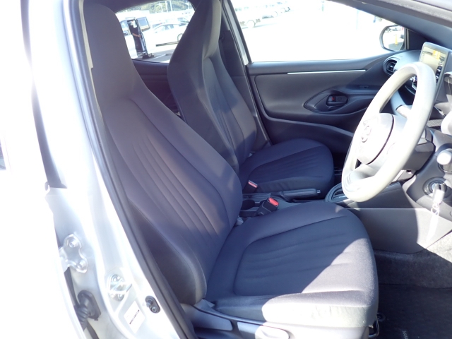 �t�����g�V�[�g�A��ԗǍD�ň��S�ł��B�傫�ȉ�����Ȃ����S�ł�