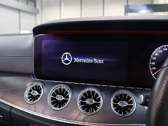 皆様のお問合せ・ご来店をスタッフ一同心よりお待ちしております！！０３−３６８７−６３６３