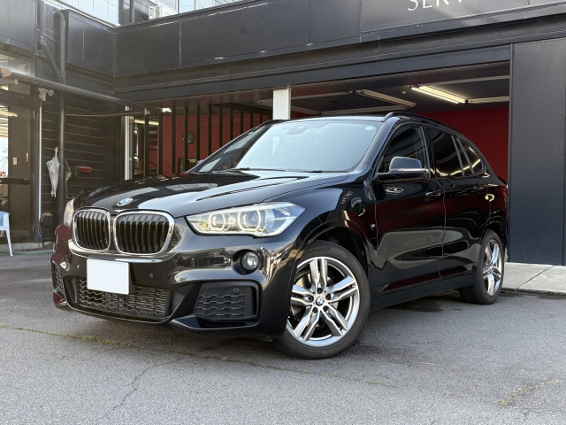 wP(BMW) cPW@lX|[c Îԉ摜