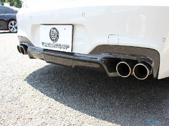 当社では全車充実の無料アフターサービス付です！全車無料２年保証＆年３回３年間エンジンオイル交換無料＆ポリマーメンテナンス施工＆関東圏外陸送納車費用無料サービス中。詳しくはホームページをご覧ください。