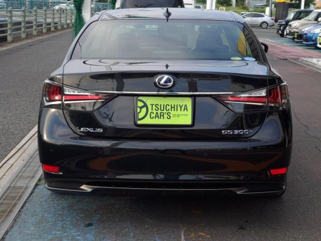 あると本当に便利なバックカメラ付き★夜の駐車や慣れない所での車庫入れ等重宝しますよ！