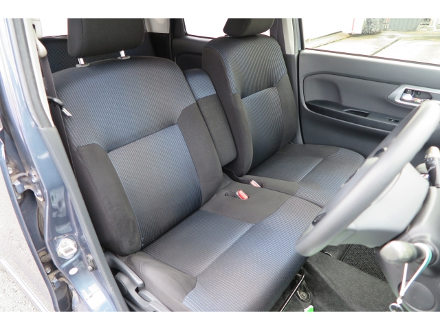 �t�����g�V�[�g�ł��B�g�p���͂�����̂́A�傫�ȉ���⏝���Ȃ����ꂢ�ł���`