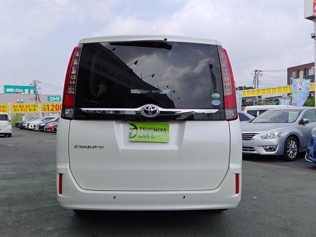 �֗��ȂT�h�A�A�`���b�g�傫�ڂ̔������������Ƃ��A���A�V�[�g���A�����W���邱�Ƃł����Ղ�Ƃ����ו���Ԃ��o���܂��B