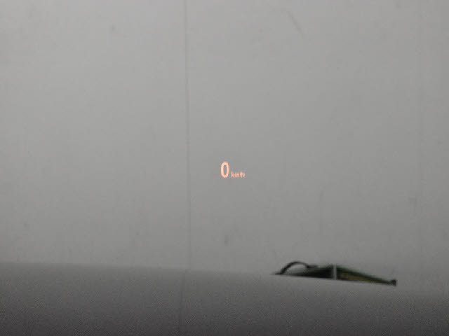 当社では全車充実の無料アフターサービス付です！全車無料２年保証＆年３回３年間エンジンオイル交換無料＆ポリマーメンテナンス施工＆関東圏外陸送納車費用無料サービス中。詳しくはホームページをご覧ください。