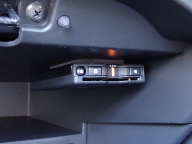 ETC���ڂł��B�L�����H�̗������Œ�Ԃ��鎖�Ȃ��X���[�Y�ɒʉ߂ł��܂��B