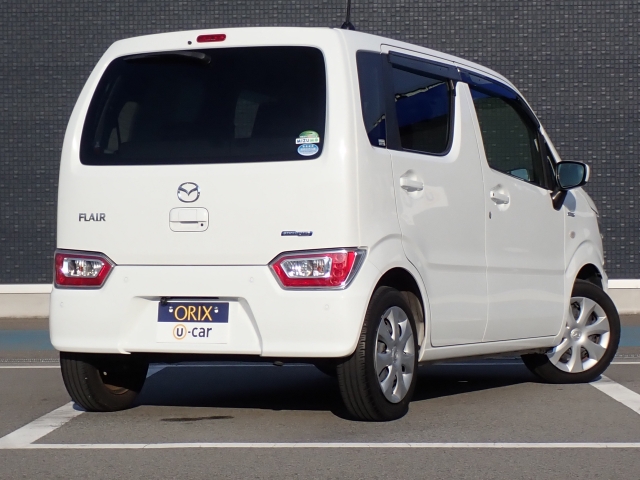 オリックス認定中古車は御納車前に全車１２または２４ヶ月月点検を実施しオイル、エレメント、全ワイパーゴム、エアコンフィルターは無条件で新品に交換致します。安心の充実整備です。