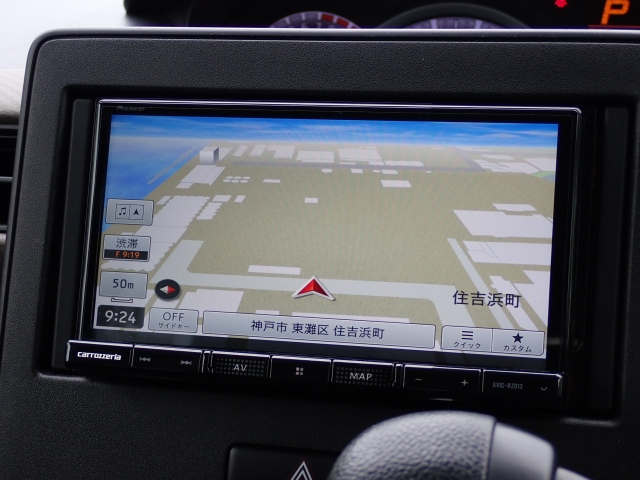 使い易いカーナビは情報量も豊富で使い勝手に優れております♪操作法も簡単なので直ぐにお使い頂けます！(^^)/