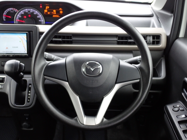 オリックス認定中古車は外部機関ＡＩＳの厳格な検査を全車実施し修復暦が無く状態の良い車両を厳選しておりますので安心してお買い求め頂けます！　保証も充実で安心！