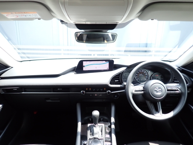 �C���p�l�摜�ɂȂ�܂��B�ԓ��͐��Ǝ҂ɂĎ����N���[�j���O�{�H�ς݂Ȃ̂ŁA��ϐ����ł��B