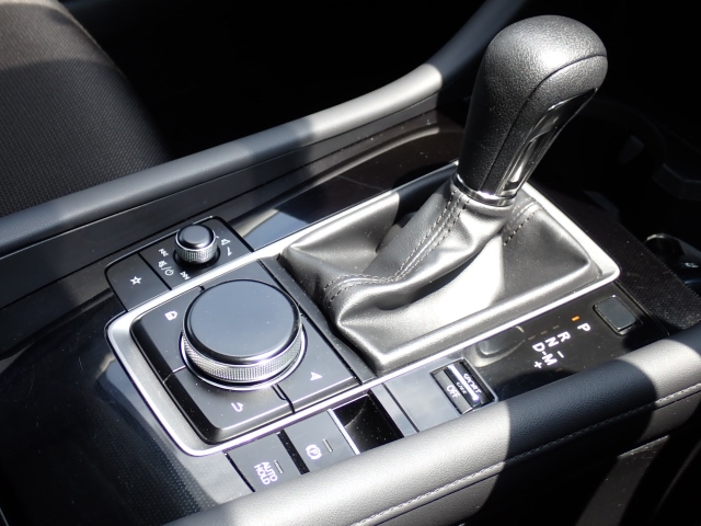 �V�t�g�m�u�̓X�����Ȃ��A���ꂢ�ȏ�Ԃł��B���ł��G��镔�������ꂢ���Ƒ�؂ɏ���Ă������Ƃ�������܂���B