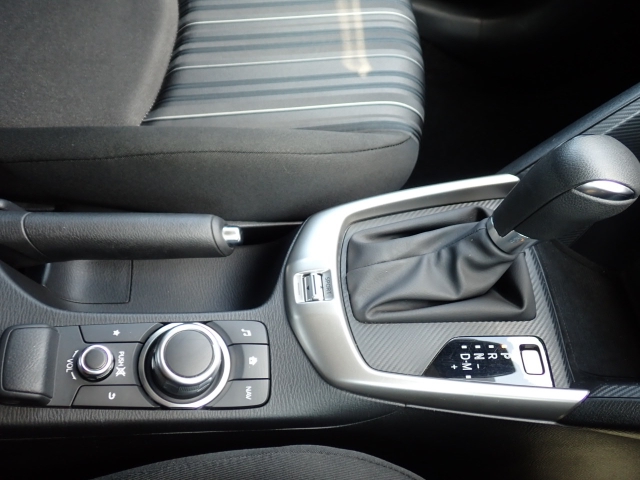 �V�t�g�m�u�̓X�����Ȃ��A���ꂢ�ȏ�Ԃł��B���ł��G��镔�������ꂢ���Ƒ�؂ɏ���Ă������Ƃ�������܂���B