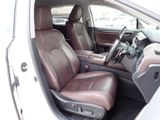 フロントシート