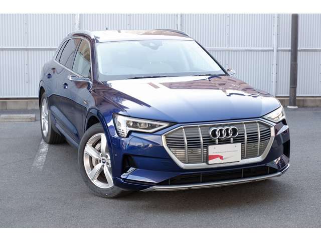 �J�����őO���Ԃ�Ό��Ԃ����m���A���X�ƕς�铹�H�󋵂ɍ��킹�Ĕz����ς���}�g���N�X�k�d�c�w�b�h���C�g�𑕔����Ă��܂��B�`�������̐�i�����ے�����Z�p�ł��B