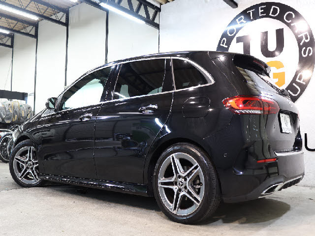 納車後年３回の無料オイル交換＆ポリマーメンテナス無料サービス付き！メンテナンスの基本となるオイル交換も是非ＴＵＣで！