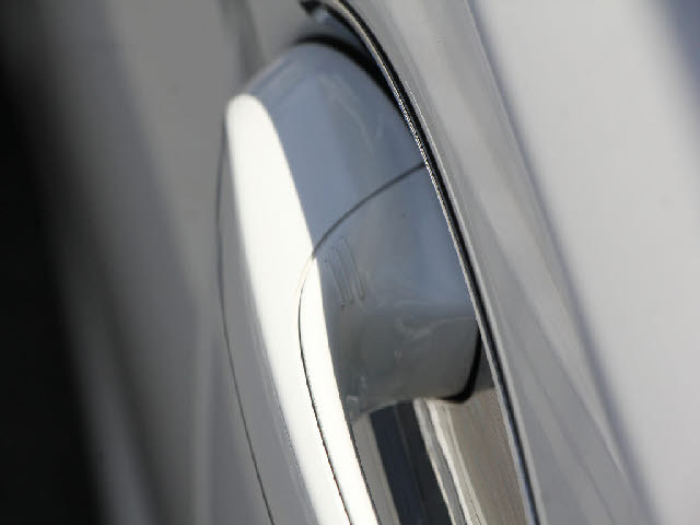 �S�ԓX���ɂēW�����I���z��������Ό��Ԋm�F���\�ł��B���C�y�ɂ��z�����������܂��B���X�^�b�t���ׂ��������������Ē����܂��̂ŗA���Ԃɂ��s����������ł����S�ł��B