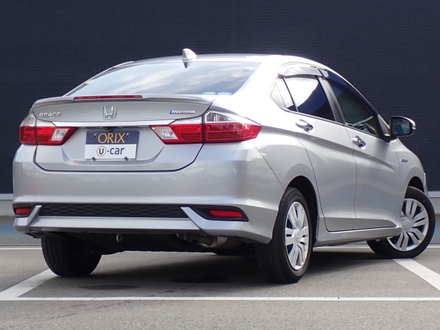 �I���b�N�X�F�蒆�ÎԂ͌��I�����㎿�Ȏ��q�݂̂����͂��v���܂��B�S�ԂɃv���̐E�l�ɂ��O�ꂵ�����O���̐��|�A�����グ�������{���Ă���܂��B