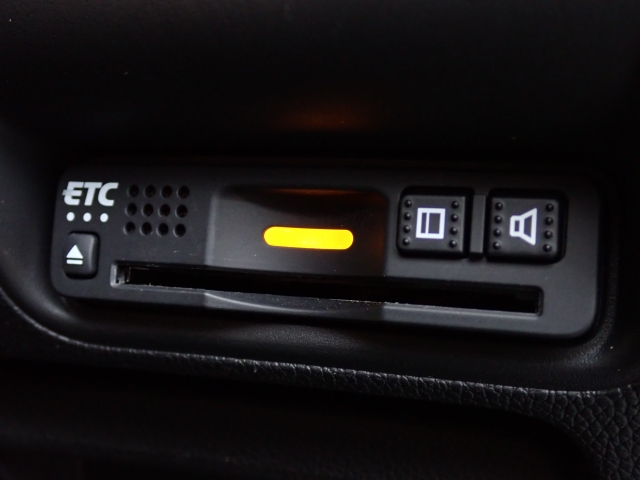 ETC���ڂł��B�L�����H�̗������Œ�Ԃ��鎖�Ȃ��X���[�Y�ɒʉ߂ł��܂��B