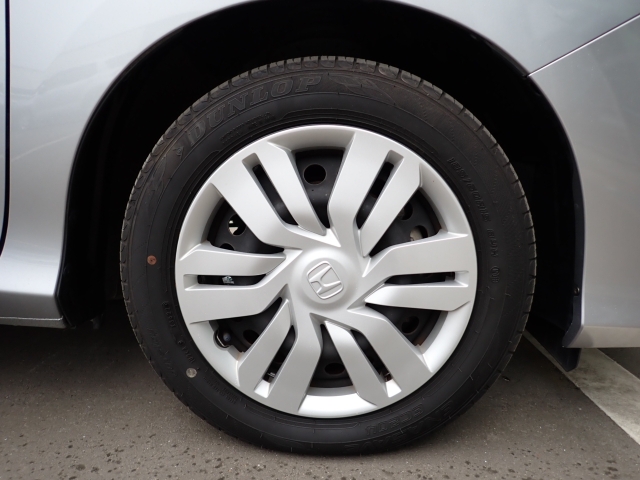 �ԑ̂̕��͋C�ƍ����Ă��鏃���z�C�[���L���b�v�d�l�ł��B