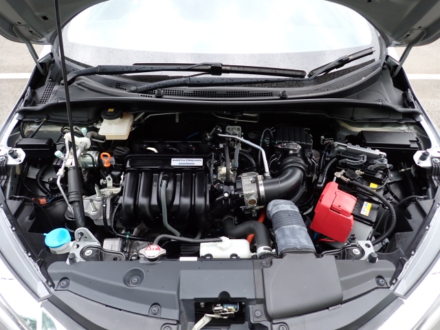 �G���W�����[�������ꂢ�ł���B�@�֋@�\�n���ǍD�ł��B�[�ԑO�ɓ_���������s���܂��B�G���W���I�C���E�I�C���t�B���^�[�E�G�A�R���t�B���^�[�E���C�p�[�S���͕K�������v���܂��B