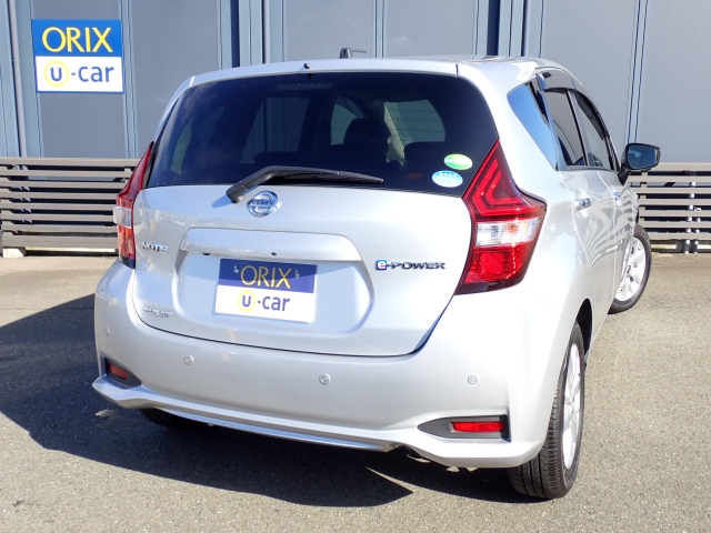 �����r���[�̉摜�ɂȂ�܂��B�I���b�N�X�F�蒆�ÎԂɂ́A���w��������S���Ă���肢���������߂ɁA�Ǝ��̢�I���b�N�X�F�蒆�Îԕۏأ�����t�����Ă��܂��B