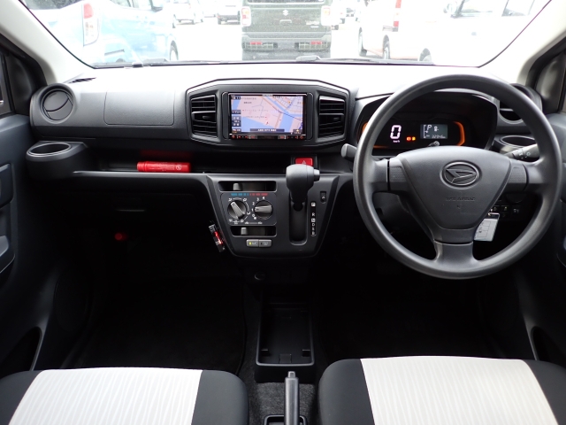 �I���b�N�X�F�蒆�ÎԂ͊O���@�ւ`�h�r�̌��i�Ȍ�����S�Ԏ��{���C���������Ԃ̗ǂ��ԗ������I���Ă���܂��̂ň��S���Ă��������ߒ����܂��I�@�ۏ؂��[���ň��S�I