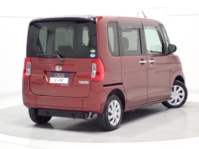 �I���b�N�X�F�蒆�ÎԂ͌��I�����㎿�Ȏ��q�݂̂����͂��v���܂��B�S�ԂɃv���̐E�l�ɂ��O�ꂵ�����O���̐��|�A�����グ�A�R�[�e�B���O�������{���Ă���܂��B