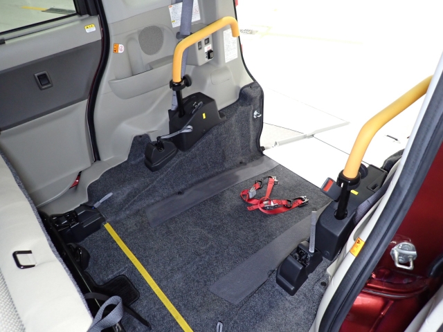 �[�ԓ����瑖�s�����������ŁA���Օi�������S�Ă̕��i���P�N�ԕۏ؂��܂��B�i�����ԗ��͉ˑ����u�Ɋւ���ۏ؂͕ۏؑΏۊO�B�j