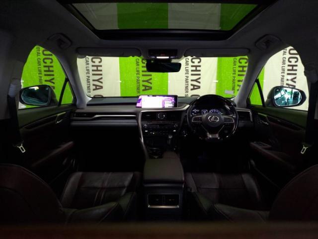 解放的なサンルーフで楽しくドライブ♪