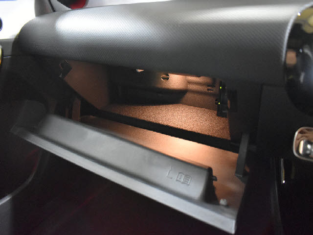 ���X�Ȃ�ł͂̔[�ԑO���������{�I��p�e�X�^�[�������I���o��ɂ��܂��Ă͂��C�y�ɂ��⍇���������B�[�Ԍ�̎Ԍ��E�_���E���E�h���X�A�b�v�Ȃǂ����Ђ��q�l���ʉ��i�ɂĂ��ē������Ē����܂��B������Ԋ����I