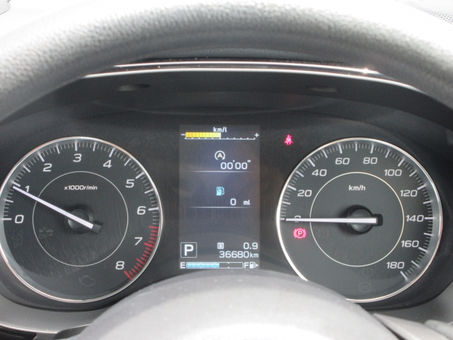 �V���v���Ō��₷���f�U�C���̃��[�^�[�p�l���ł��B�Ԃ̏�񂪕\�������厖�ȏꏊ�����炱�����₷������؂ł��ˁB