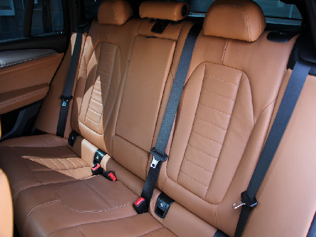 ���X�Ȃ�ł͂̔[�ԑO���������{�I��p�e�X�^�[�������I���o��ɂ��܂��Ă͂��C�y�ɂ��⍇���������B�[�Ԍ�̎Ԍ��E�_���E���E�h���X�A�b�v�Ȃǂ����Ђ��q�l���ʉ��i�ɂĂ��ē������Ē����܂��B������Ԋ����I