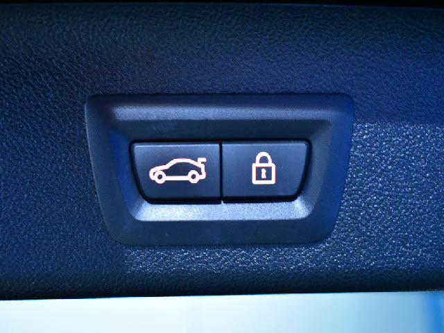 ���X�Ȃ�ł͂̔[�ԑO���������{�I��p�e�X�^�[�������I���o��ɂ��܂��Ă͂��C�y�ɂ��⍇���������B�[�Ԍ�̎Ԍ��E�_���E����E�h���X�A�b�v�Ȃǂ����Ђ��q�l���ʉ��i�ɂĂ��ē������Ē����܂��B������Ԋ����I