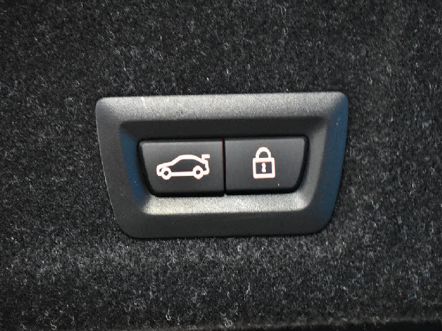 ���X�Ȃ�ł͂̔[�ԑO���������{�I��p�e�X�^�[�������I���o��ɂ��܂��Ă͂��C�y�ɂ��⍇���������B�[�Ԍ�̎Ԍ��E�_���E����E�h���X�A�b�v�Ȃǂ����Ђ��q�l���ʉ��i�ɂĂ��ē������Ē����܂��B������Ԋ����I