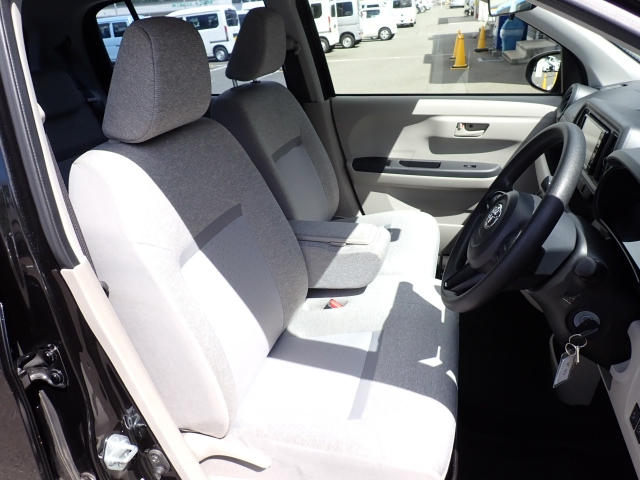 �t�����g�V�[�g�A��ԗǍD�ň��S�ł��B�傫�ȉ�����Ȃ����S�ł�