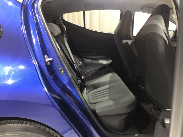 2��ڃV�[�g�����K�ȃX�y�[�X�ł��I�V�[�g�A�����W�����ʂŋ@�\�I�ł��I��~���ɂ��D��Ă��܂��̂Ő����x�������ɂȂ��ĉ������I�I���b�N�X�Ȃ�e���[�J�[�̎Ԏ�𑵂��Ă���܂��̂Ŕ�r�������ȒP�I