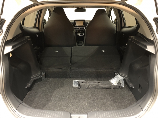 �A�����W����Ō䗗�̂悤�ȍL��ȃX�y�[�X���o���v���܂��I�L�߂̊J���������Ƃ��Ă���܂��̂ő傫�ȉו����ȒP�ɐςݍ��߂܂��I�g������̗ǂ����Q�b�W�X�y�[�X�ł��I