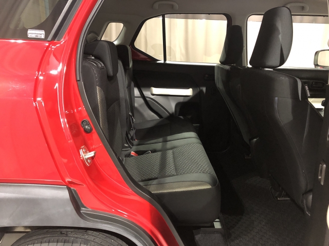 2��ڃV�[�g�����K�ȃX�y�[�X�ł��I�V�[�g�A�����W�����ʂŋ@�\�I�ł��I��~���ɂ��D��Ă��܂��̂Ő����x�������ɂȂ��ĉ������I�I���b�N�X�Ȃ�e���[�J�[�̎Ԏ�𑵂��Ă���܂��̂Ŕ�r�������ȒP�I