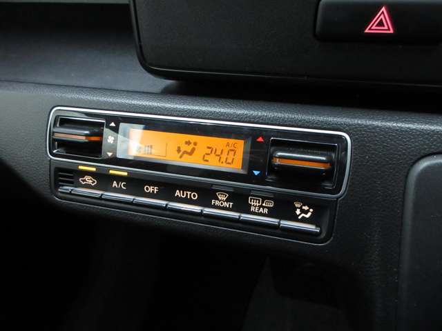 お車の状態は内外装共にとても綺麗な状態を