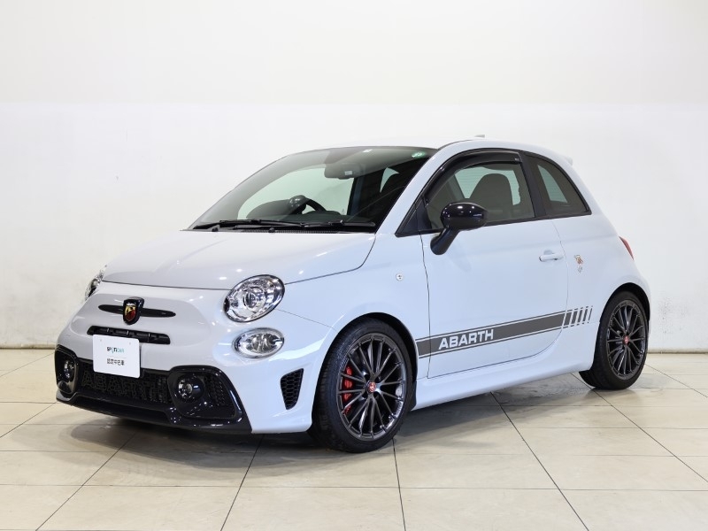 アバルト595 FIAT500 フィアット アバルト 595 2013年モデル 595 COMPETIZIONEの価格