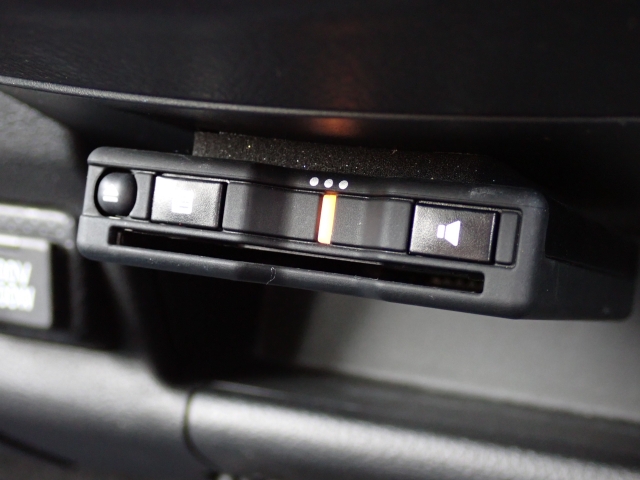 ETC���ڂł��B�L�����H�̗������Œ�Ԃ��鎖�Ȃ��X���[�Y�ɒʉ߂ł��܂��B