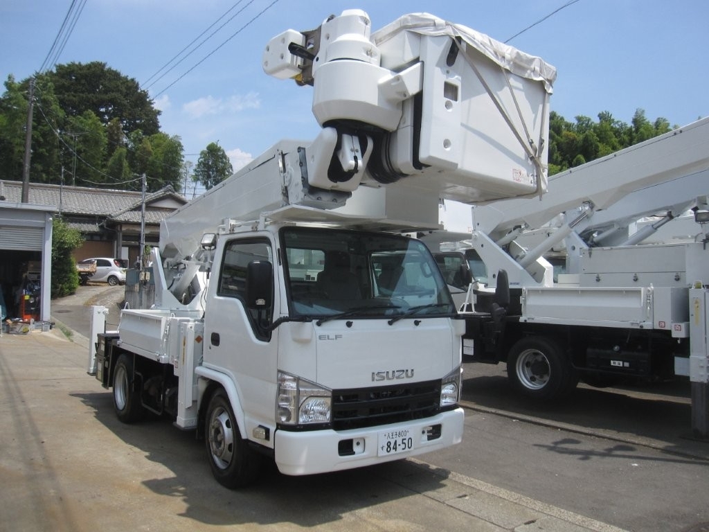 エルフ(いすゞ) 特装車 中古車画像