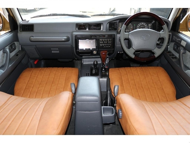 トヨタ ランドクルーザーワゴン VX Ltd 409.8万円 平成7年