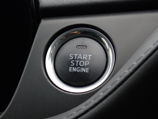 �L�[���X�v�b�V���X�^�[�g�V�X�e�����̗p���Ă���܂��I�{�^����ŃG���W���n�����\