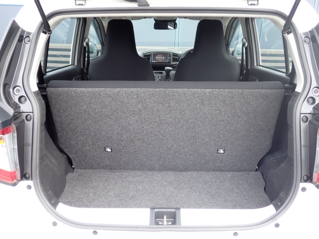 通常時のラケッジスペースです！大きな開口で荷物の乗せ降ろしも楽に行えます。
