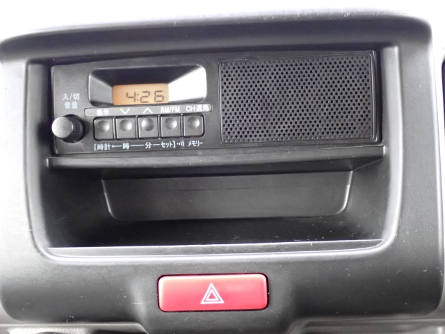 ���W�I���t���Ă܂��B