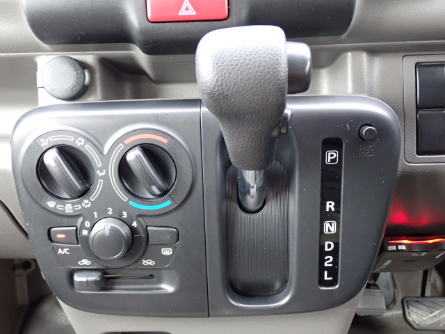 �V�t�g�ƃG�A�R���ł��B�_�C�������̃}�j���A���G�A�R���ɂȂ�܂��B�V���v���Ŏg���₷���I