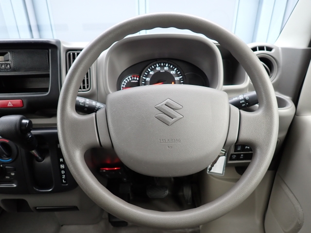 �X�e�A�����O�͂ƂĂ����ꂢ�ȏ�Ԃł���